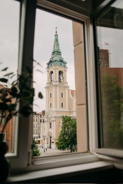 Rynek Staromiejski 24/2 Apartment *